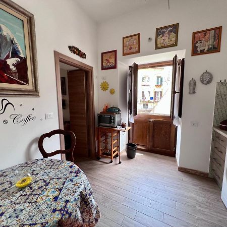 La Casetta Dei Paladini Palermo Kültér fotó